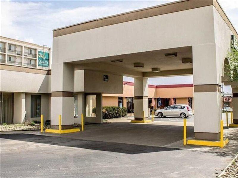 Baymont By Wyndham Youngstown Ngoại thất bức ảnh