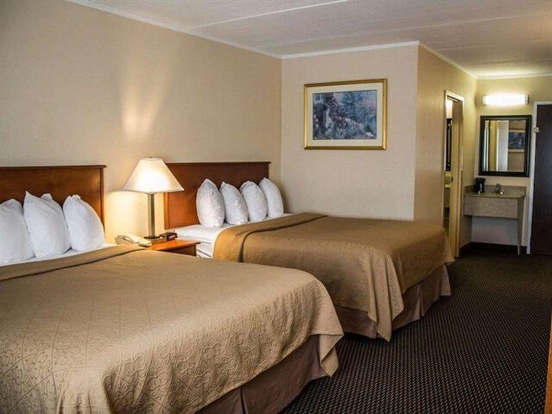 Baymont By Wyndham Youngstown Ngoại thất bức ảnh