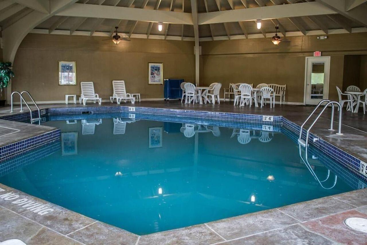Baymont By Wyndham Youngstown Ngoại thất bức ảnh