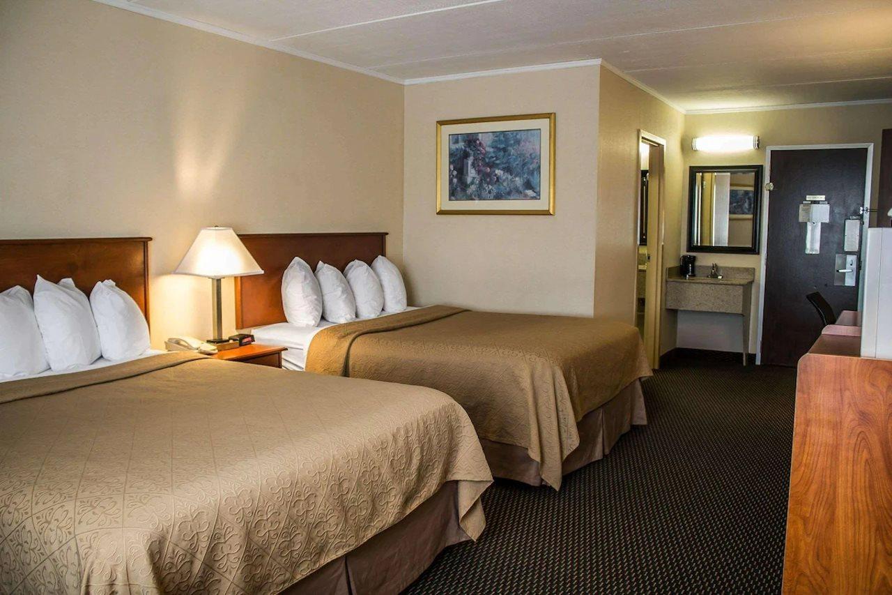 Baymont By Wyndham Youngstown Ngoại thất bức ảnh