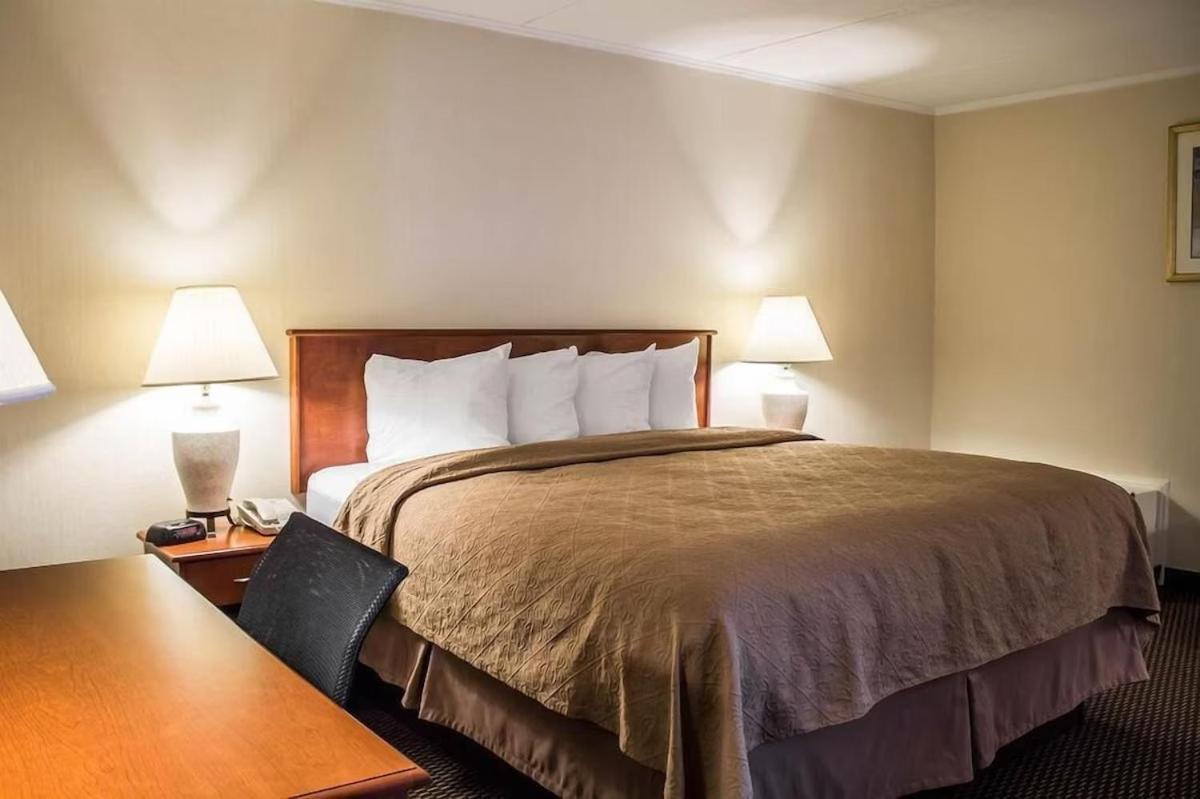 Baymont By Wyndham Youngstown Ngoại thất bức ảnh