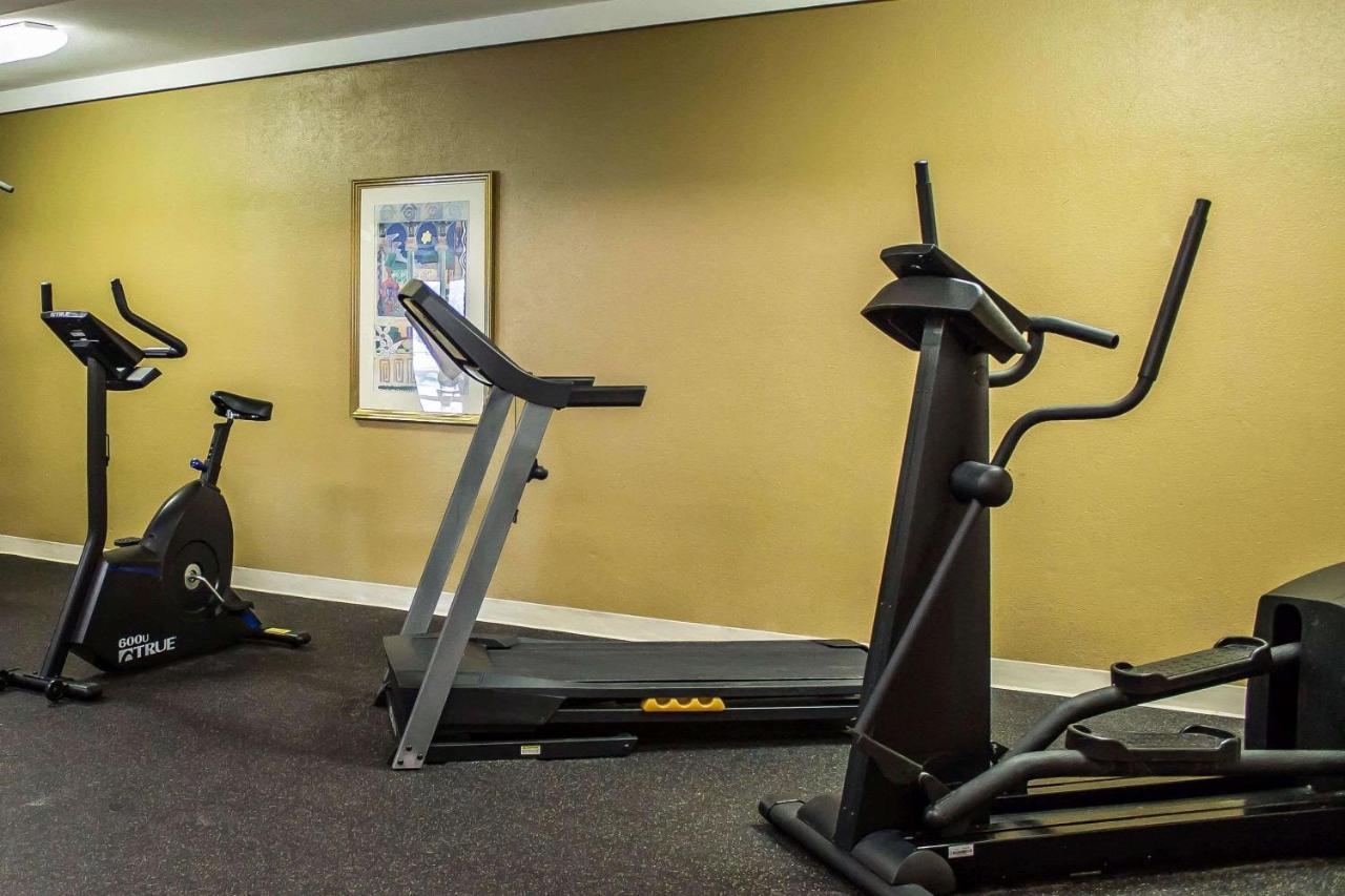 Baymont By Wyndham Youngstown Ngoại thất bức ảnh